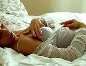 Beauty In The Bedroom Masturbates Her Sexy Pussy